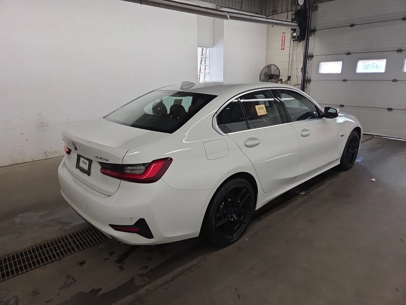 Passenger Rear 3/4 Photo