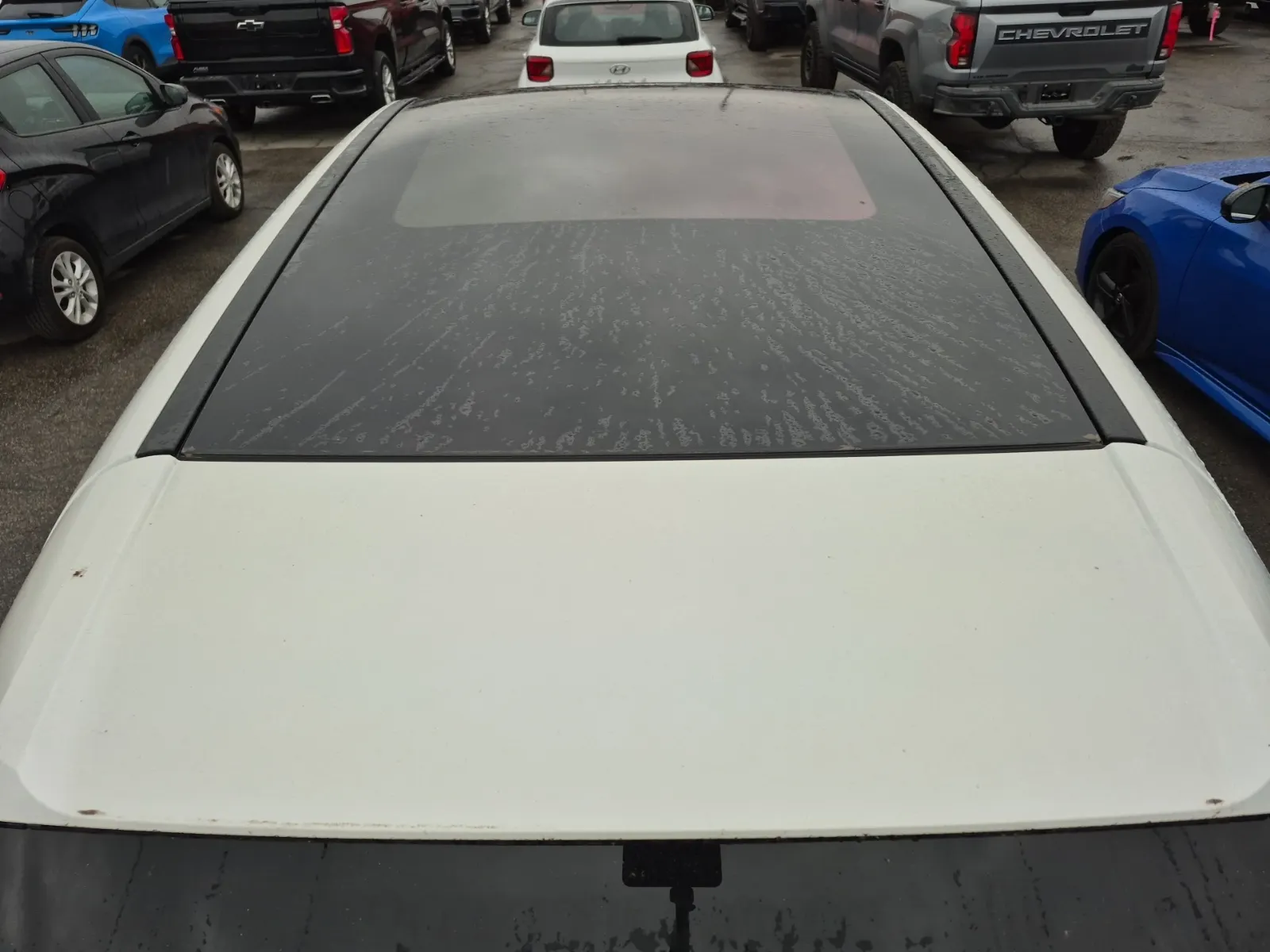 Exterior Roof Photo