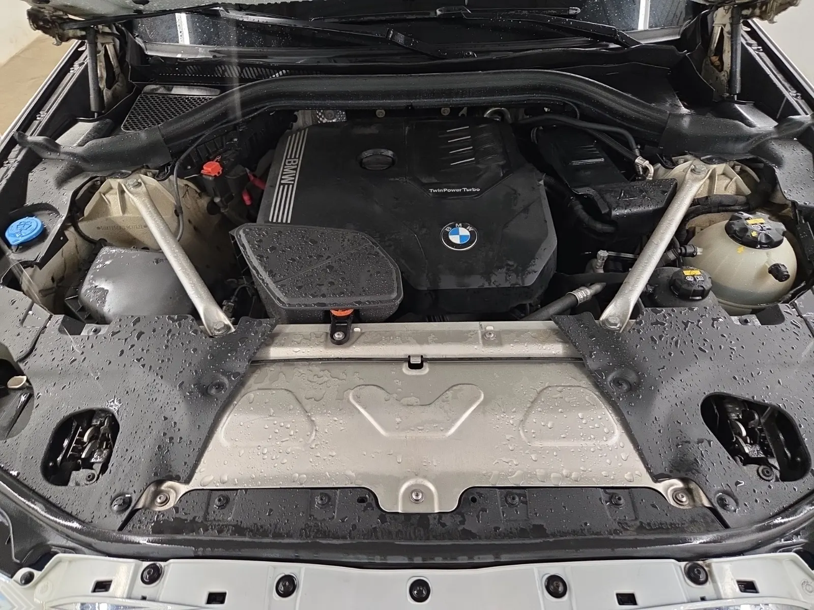 Engine Photo