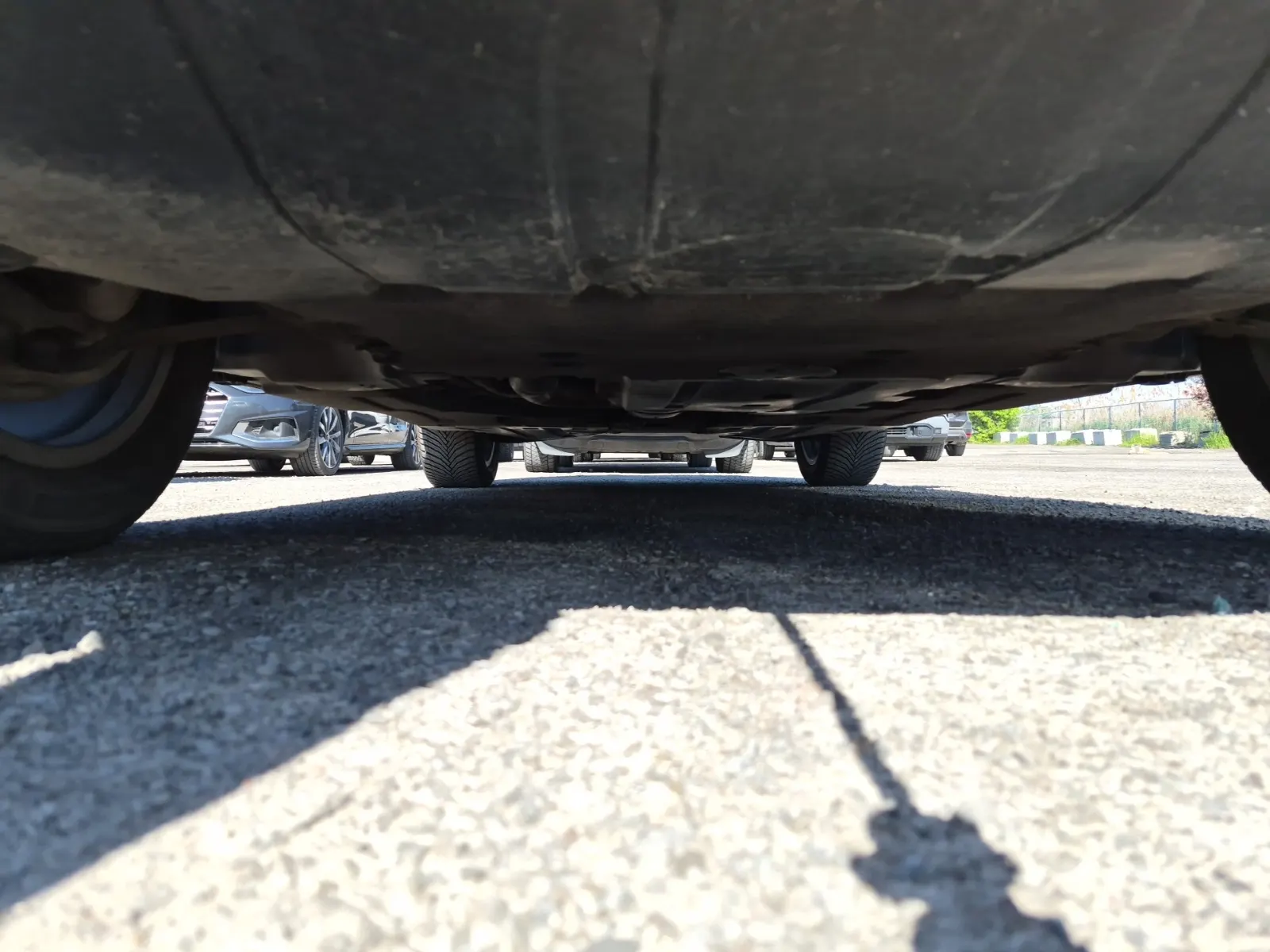 Undercarriage - Front Photo