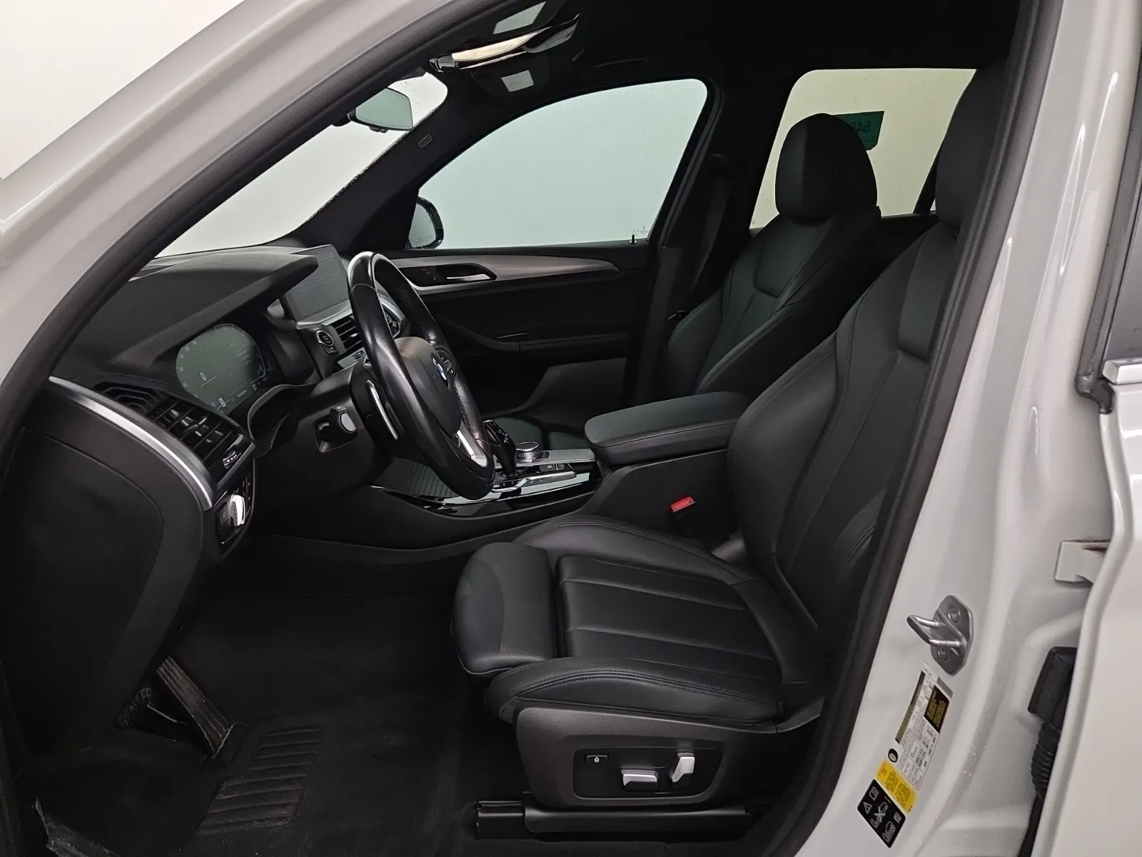 Front Interior Photo