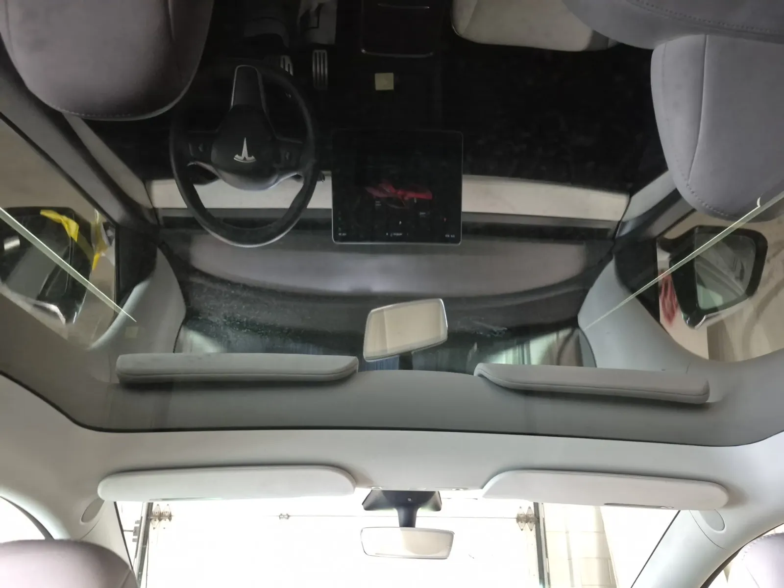 Interior Roof Photo