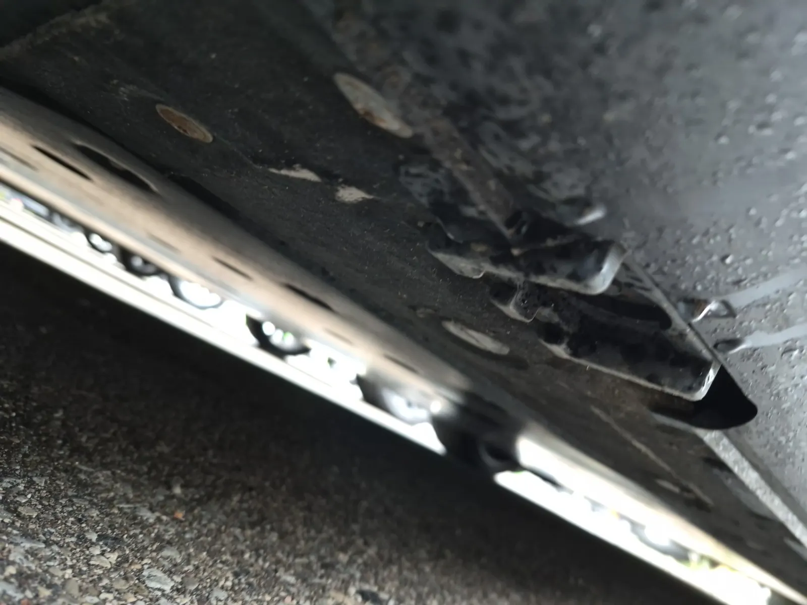 Undercarriage - Passenger Photo