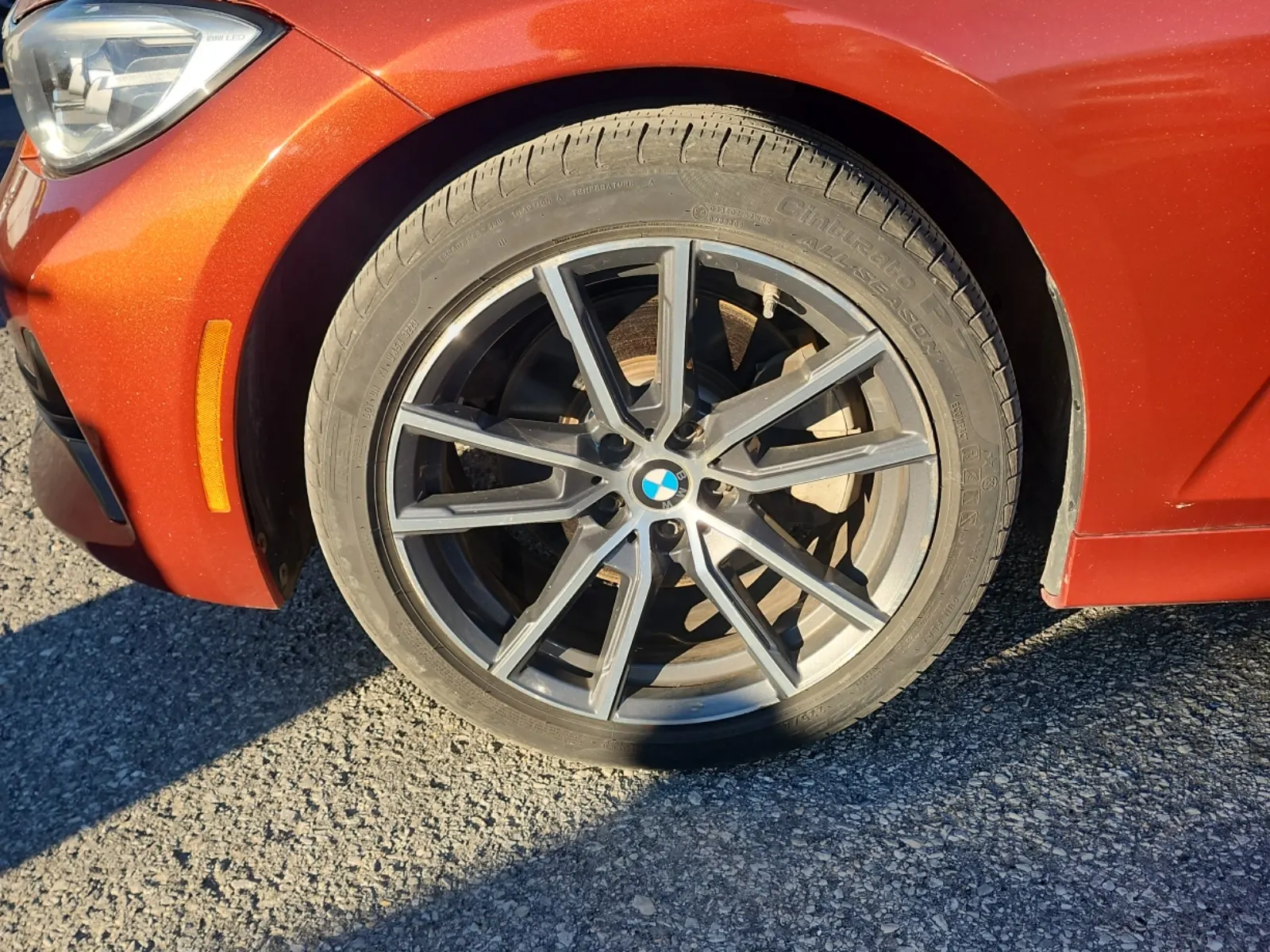 Front driver wheel/tire photo