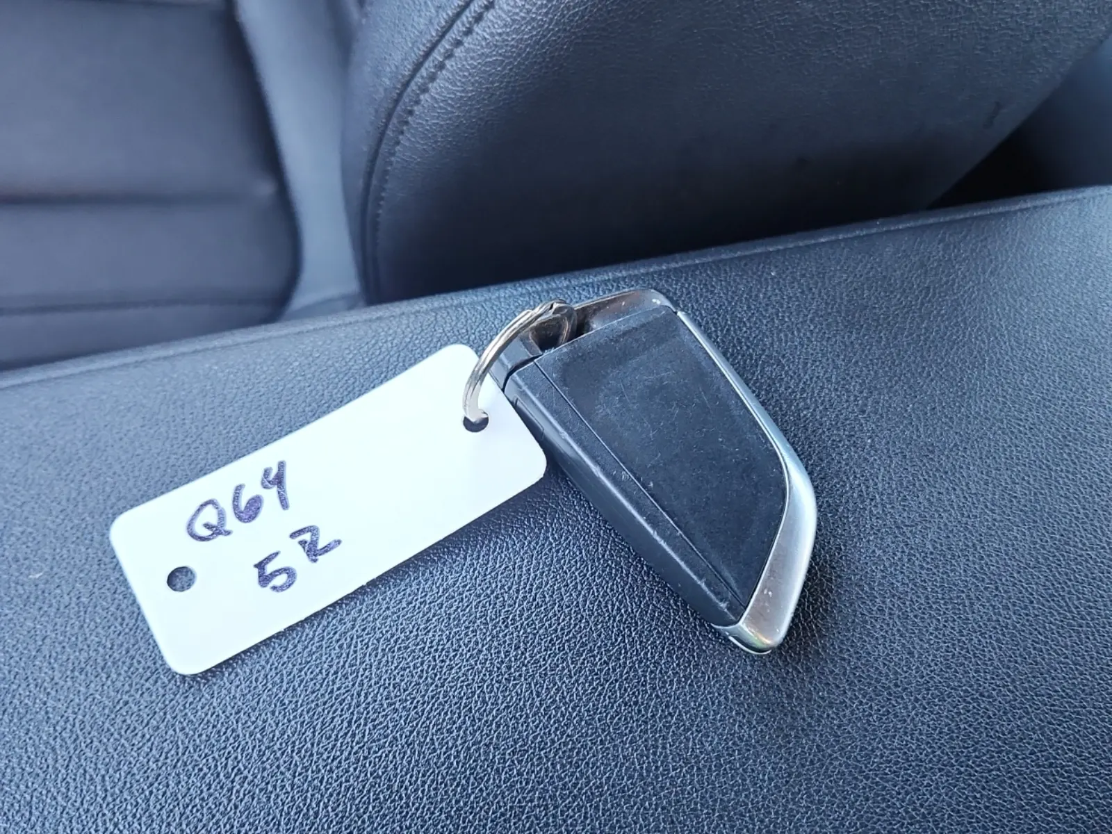 Keys/Fobs/Manual Photo