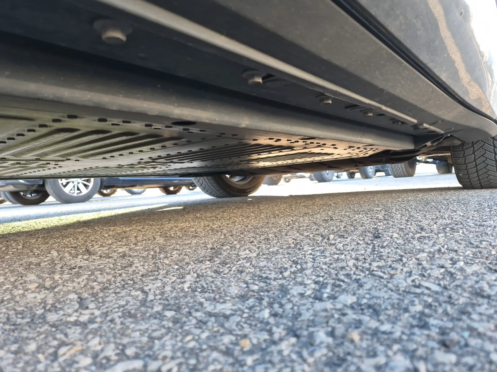 Undercarriage - Passenger Photo