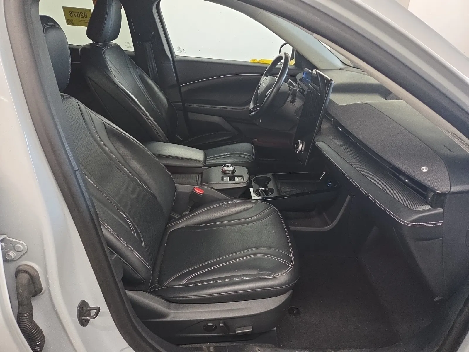 Right Side Interior Photo