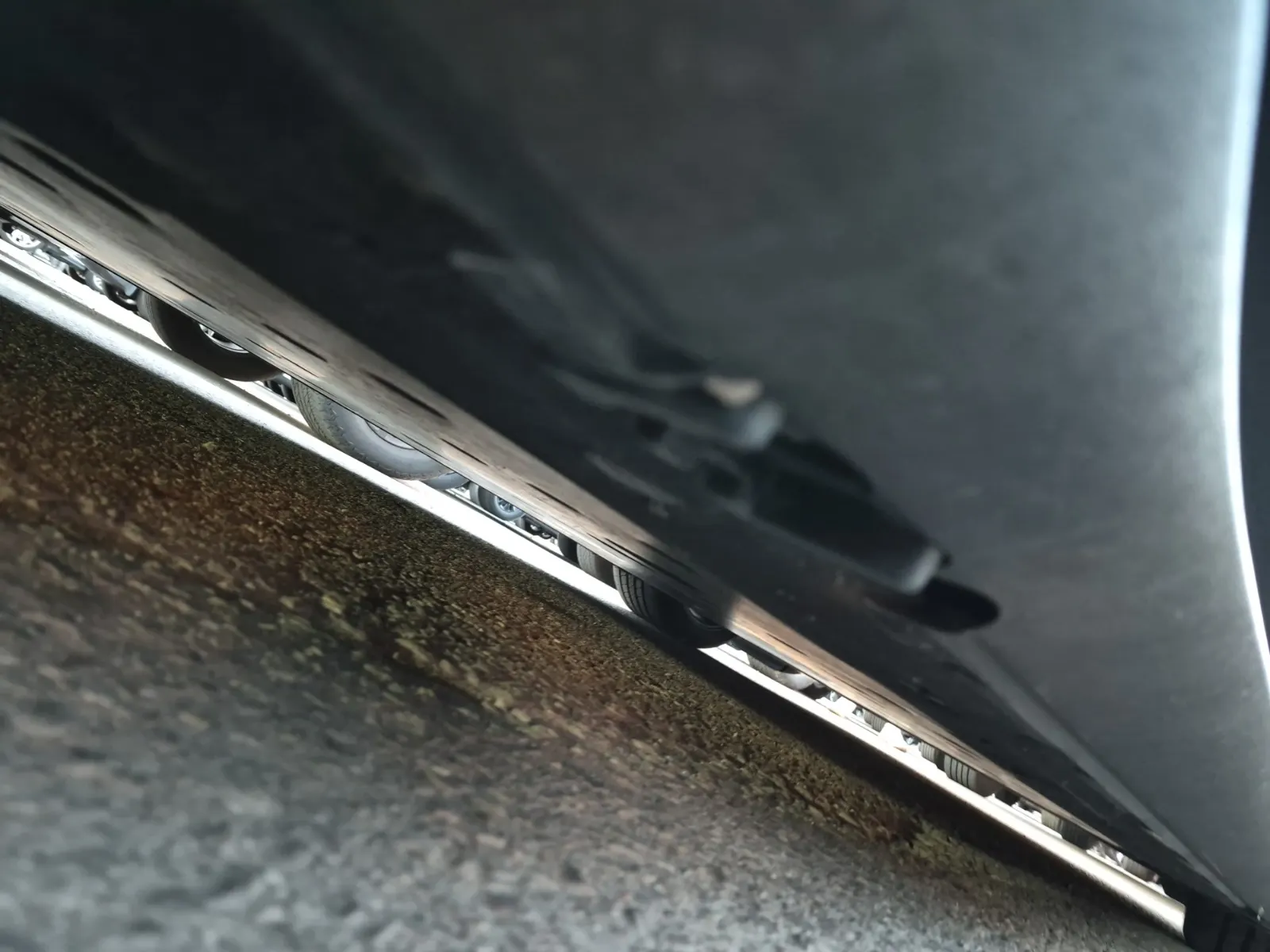 Undercarriage - Passenger Photo