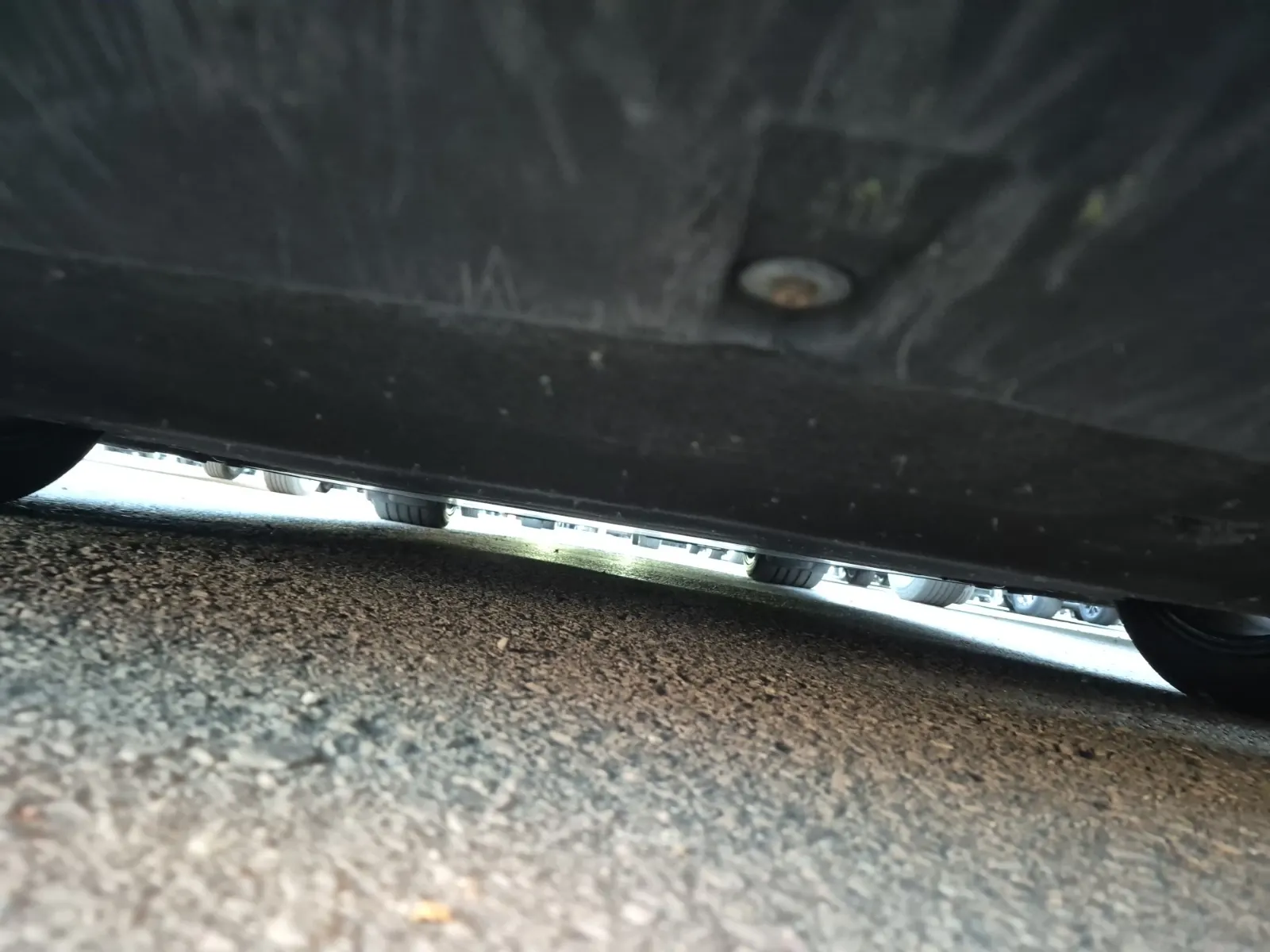 Undercarriage - Front Photo