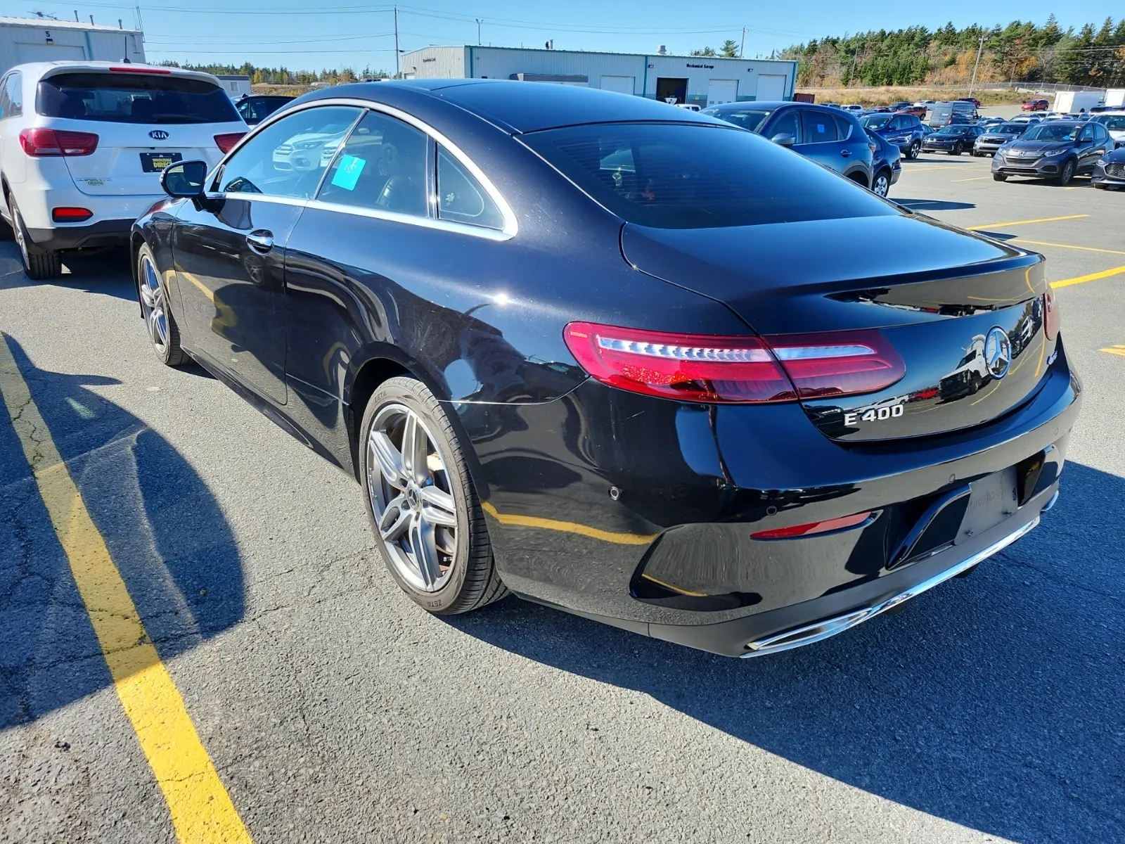 Driver Rear 3/4 Photo
