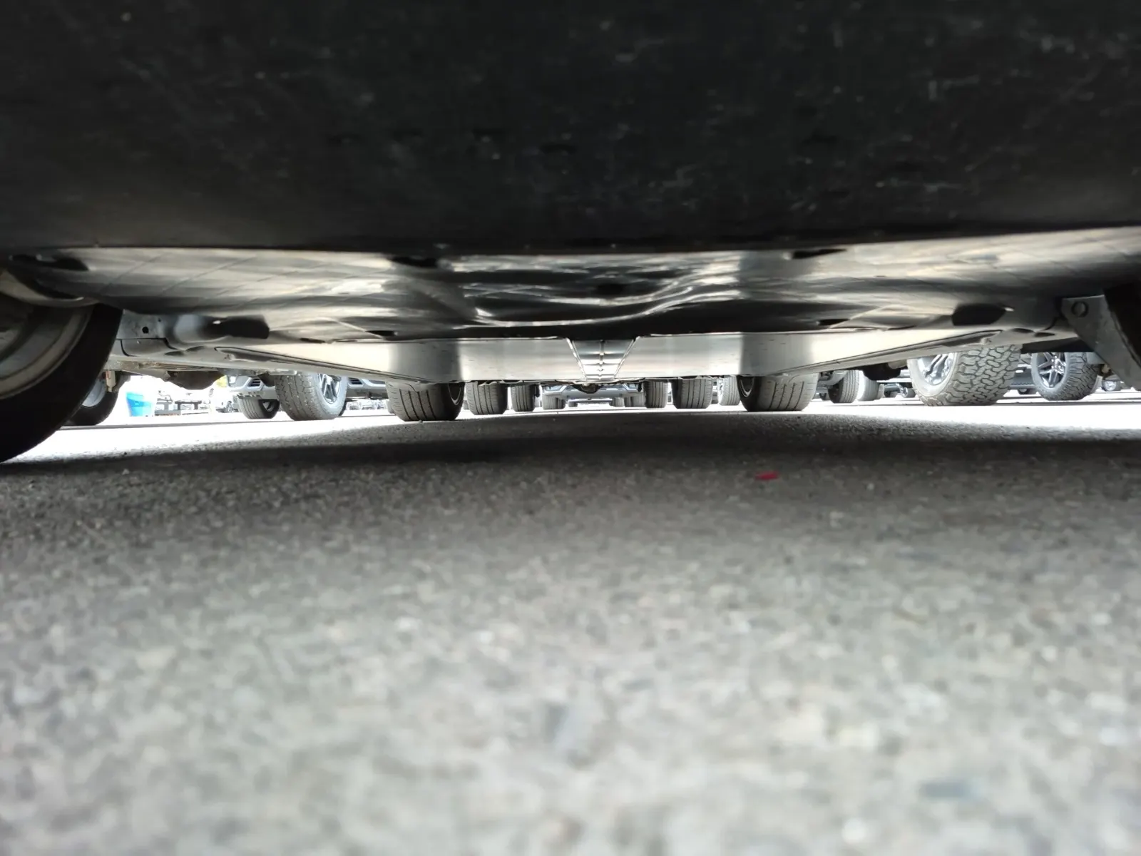 Undercarriage - Front Photo