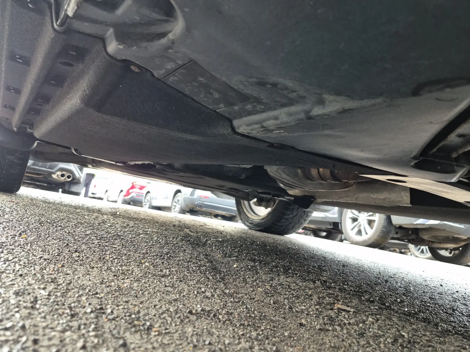 Undercarriage - Driver Photo