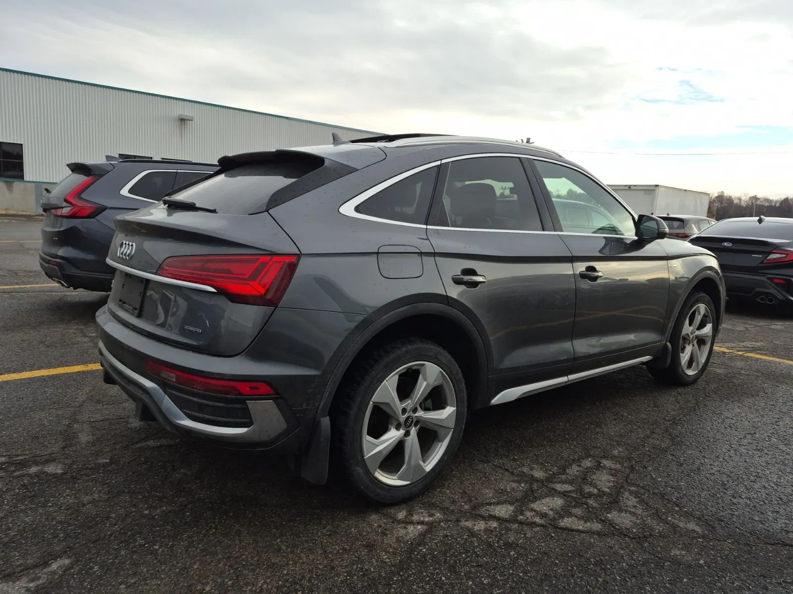 Passenger Rear 3/4 Photo