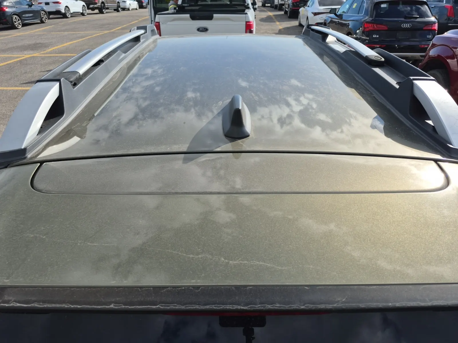 Exterior Roof Photo