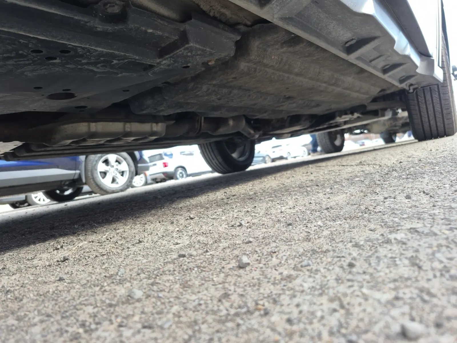 Undercarriage - Passenger Photo