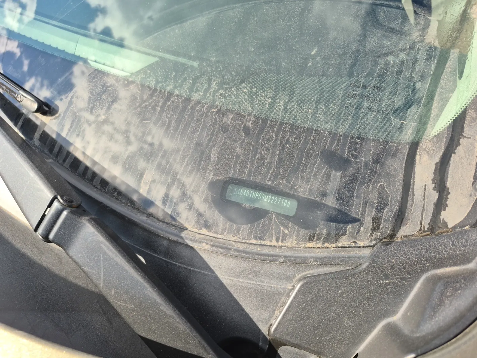 Dash VIN Plate Photo