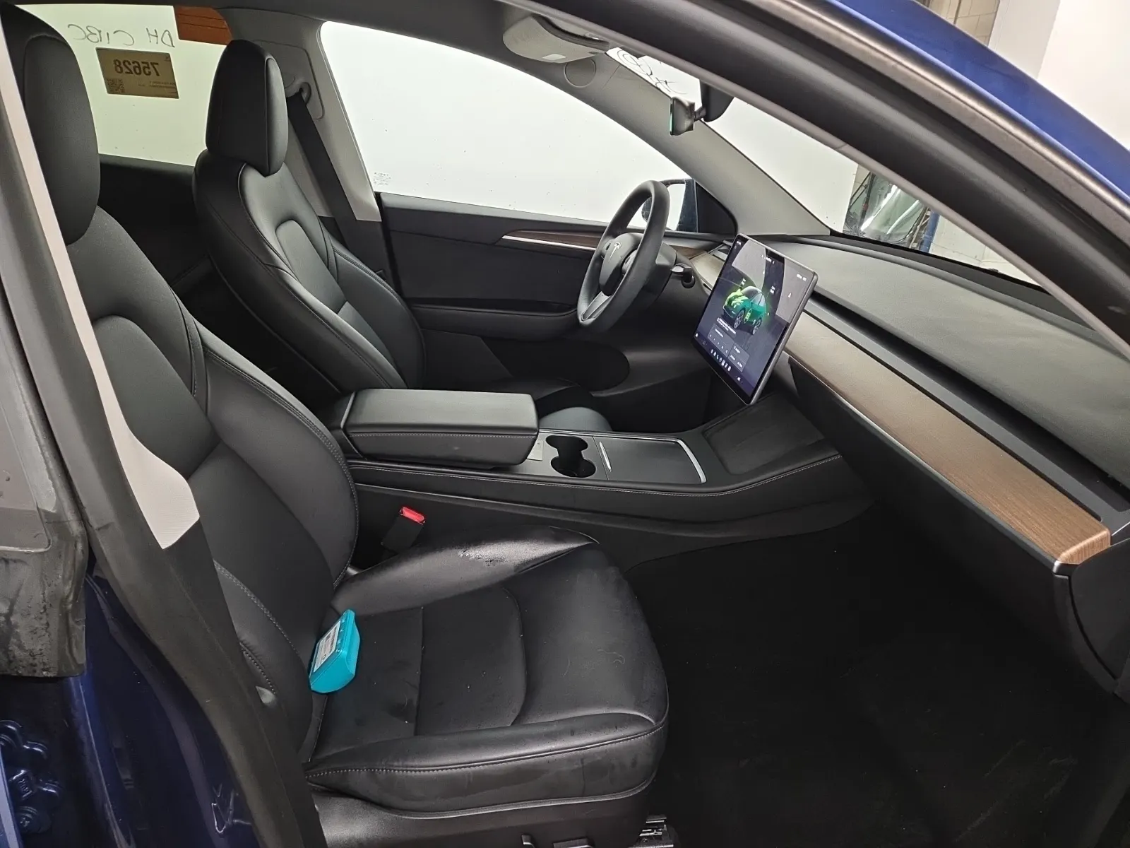 Right Side Interior Photo