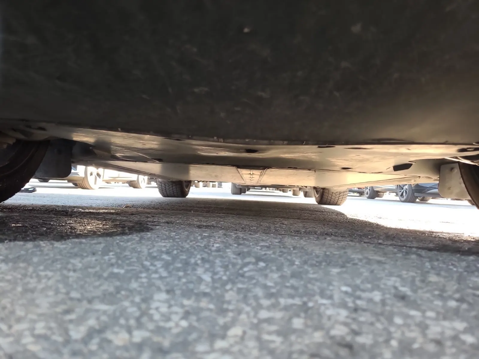 Undercarriage - Front Photo