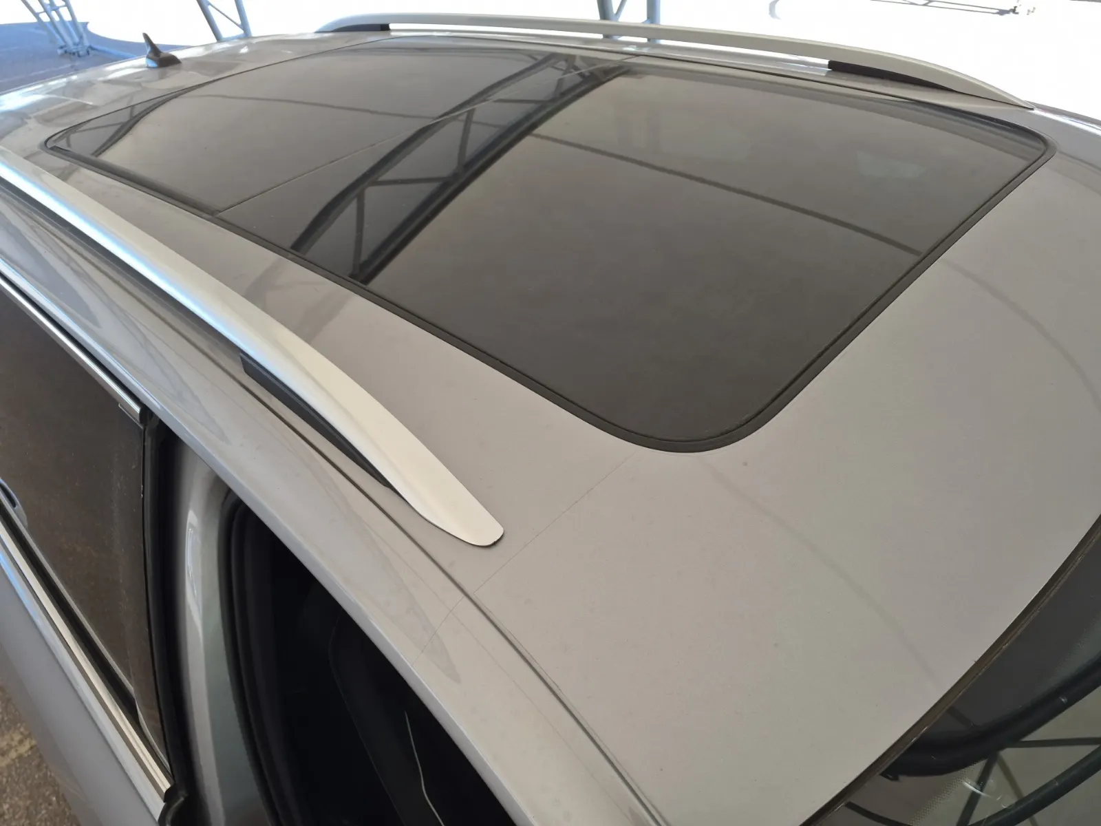 Exterior Roof Photo