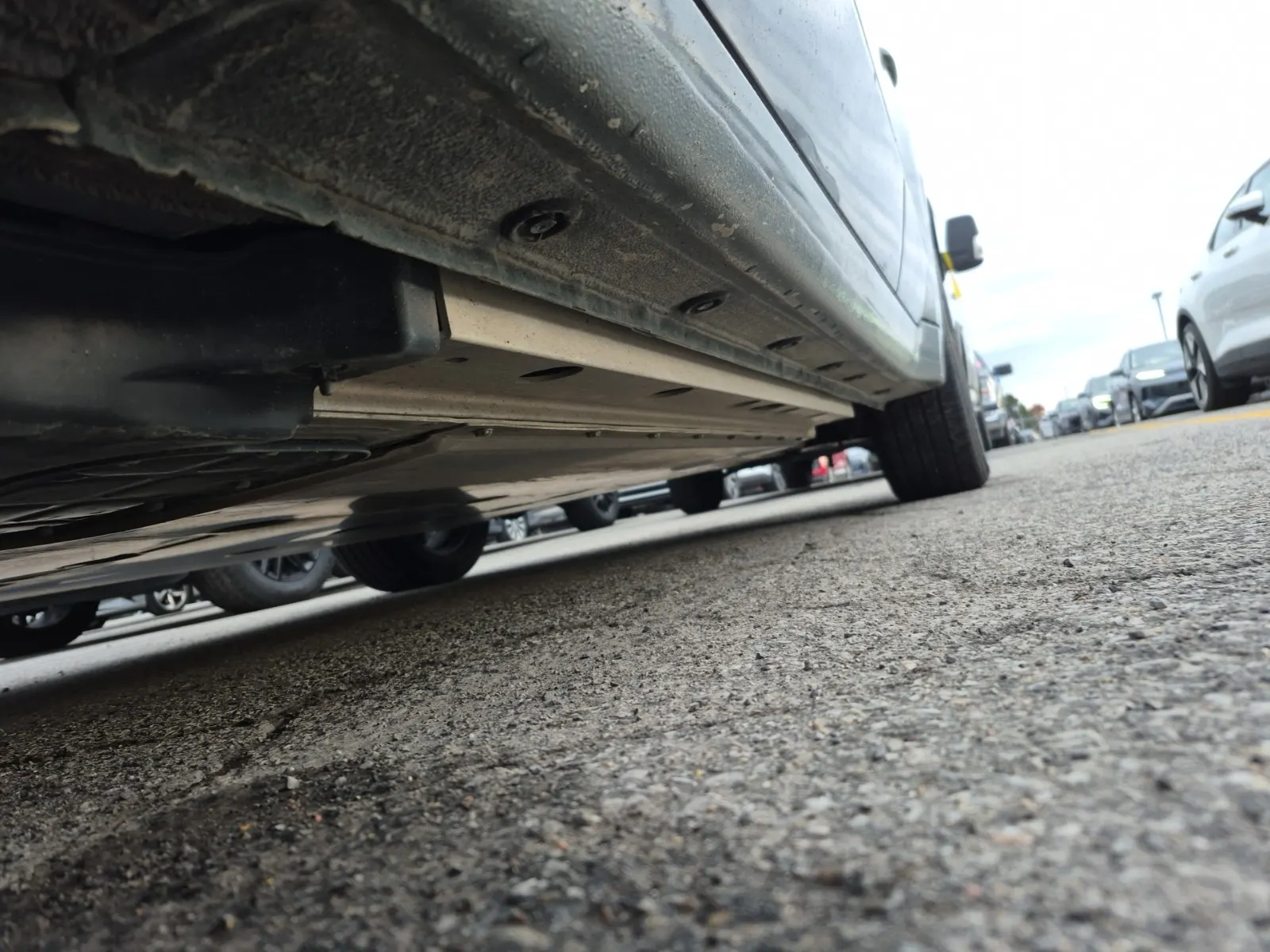 Undercarriage - Driver Photo