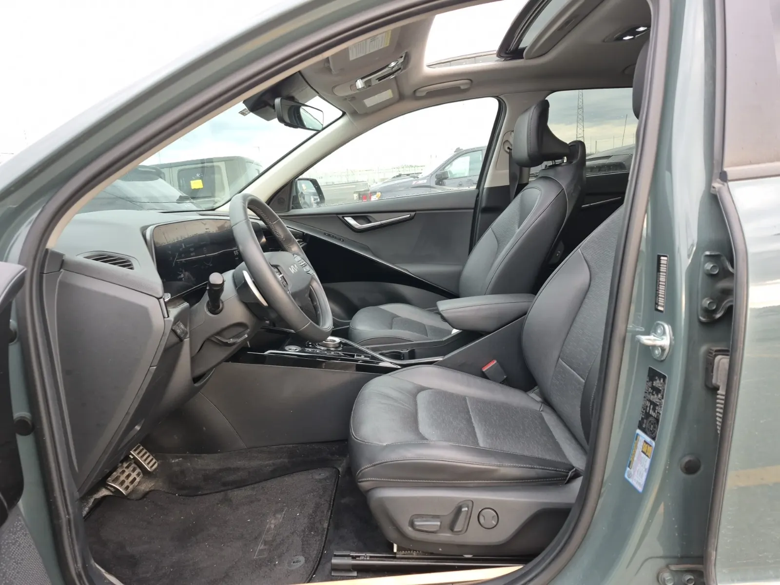 Front Interior Photo