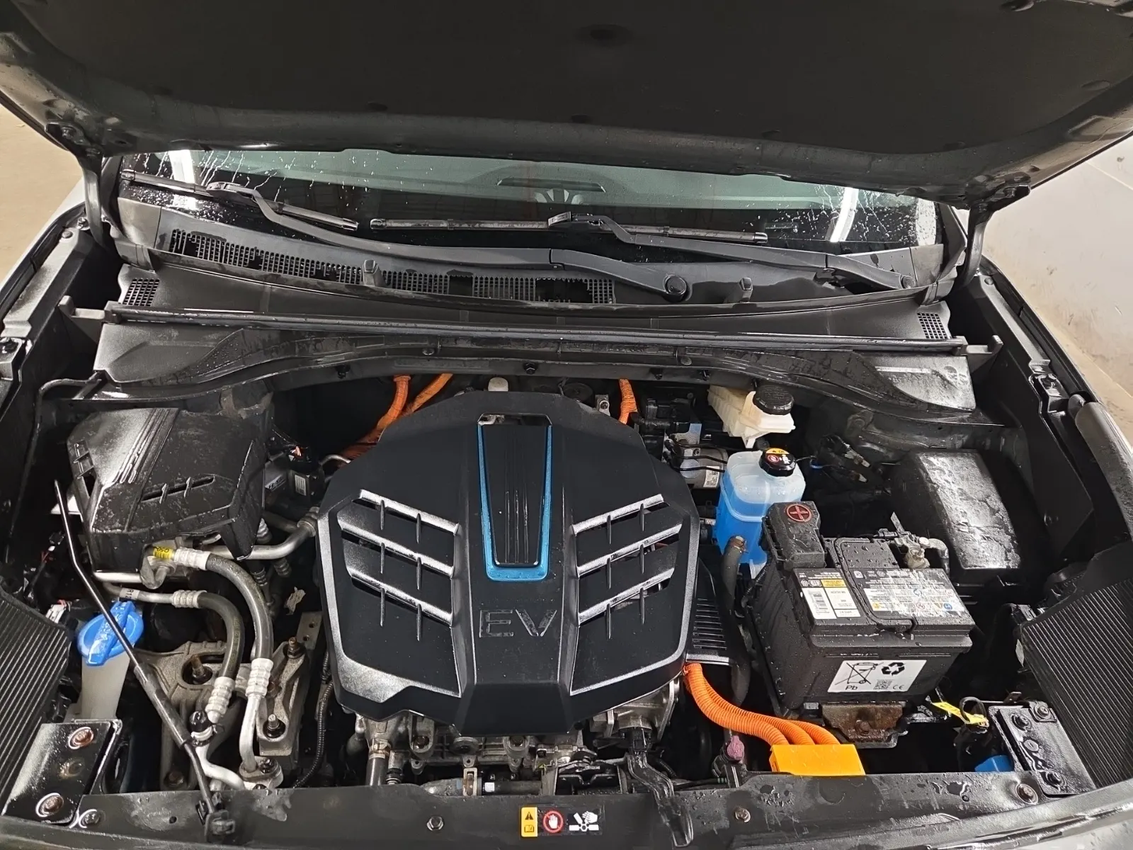 Engine Photo