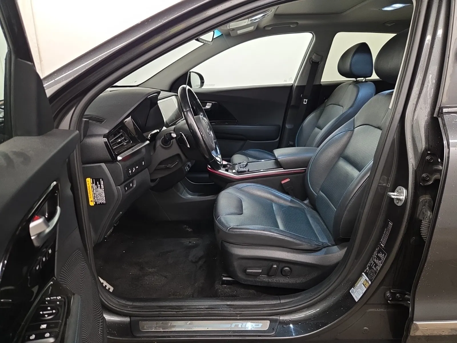 Front Interior Photo