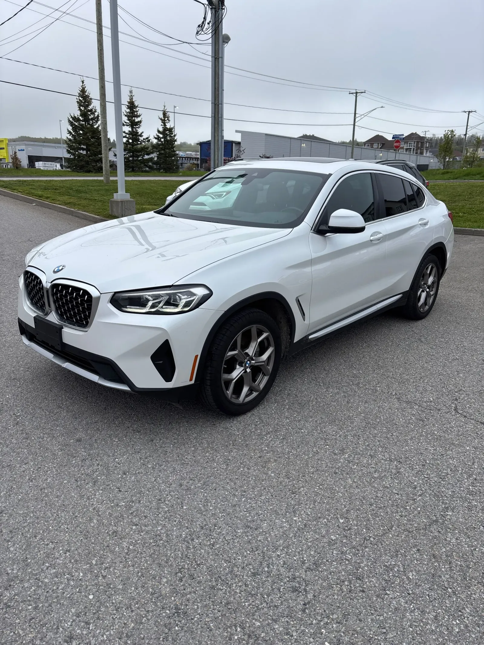 2022 BMW X4