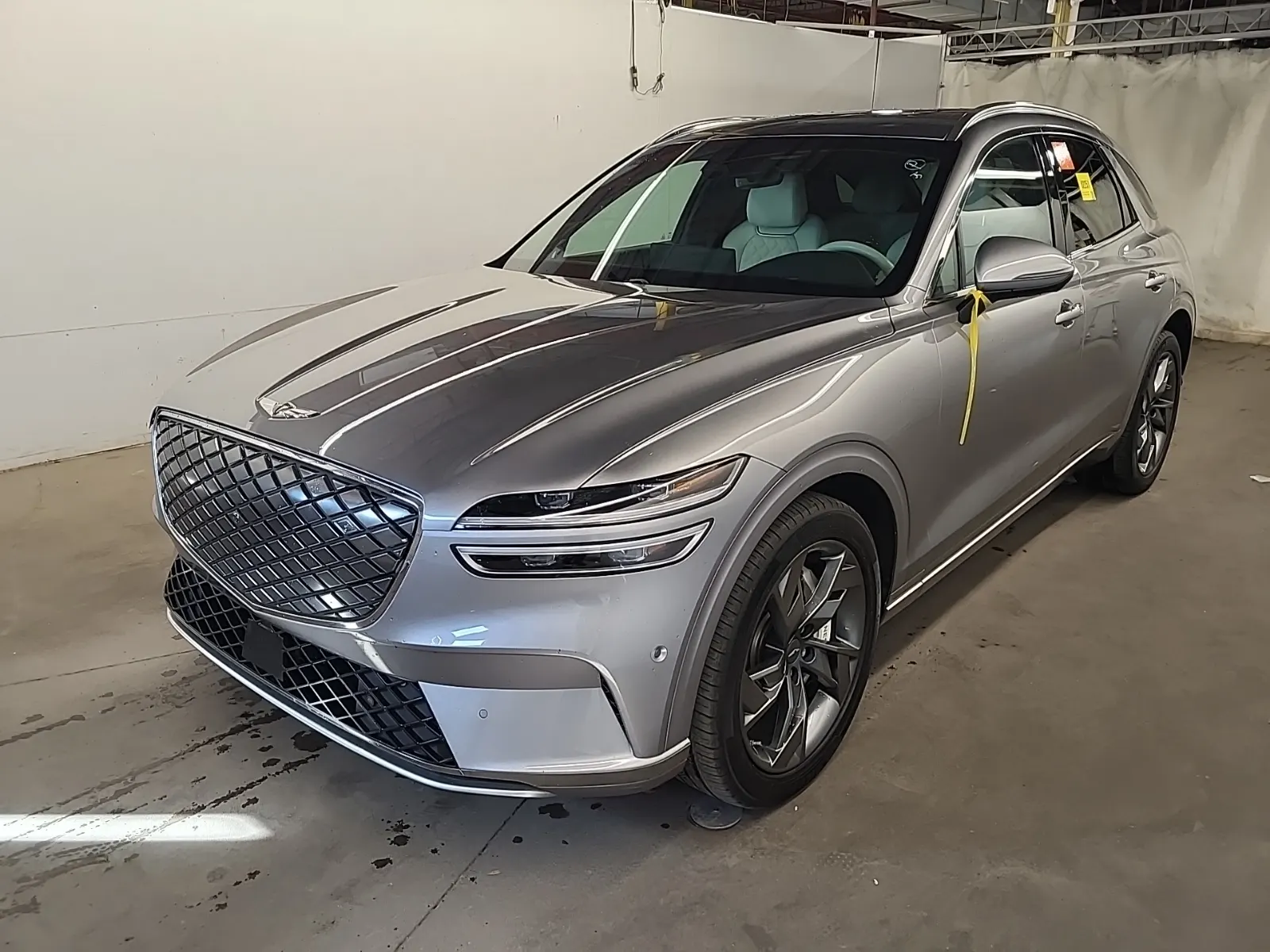 2023 Genesis Electrified GV70