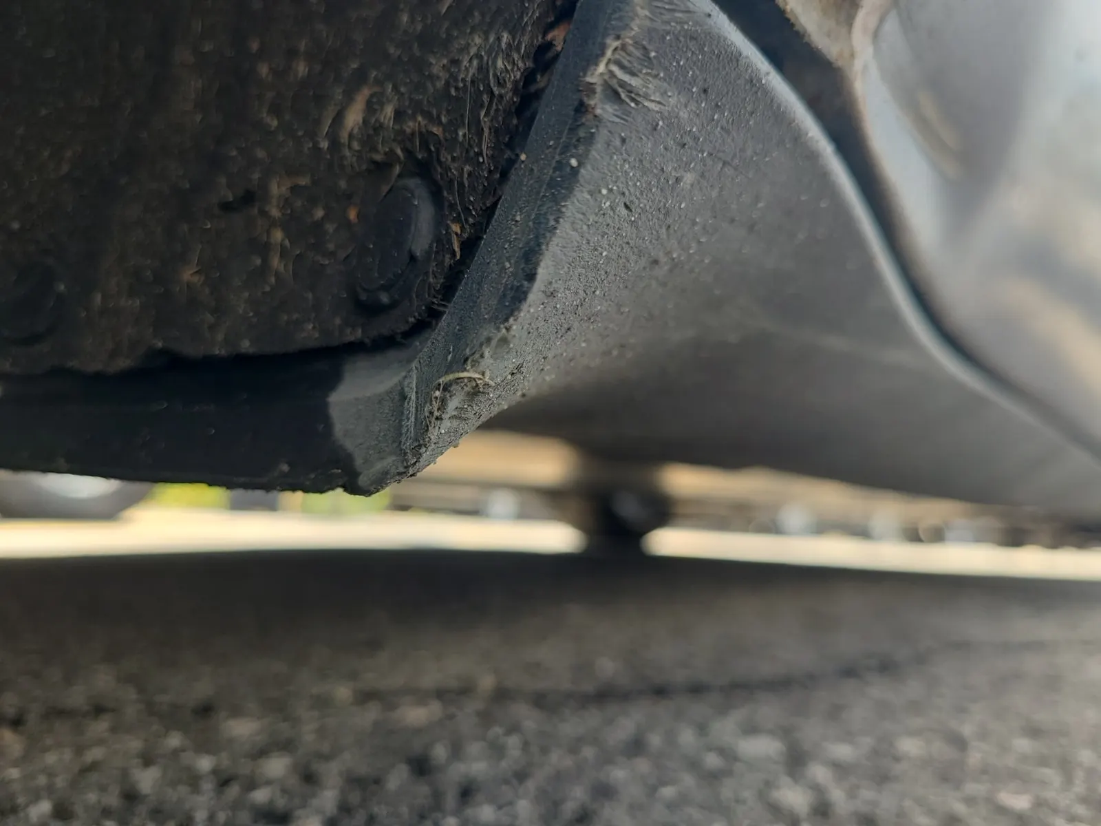 Undercarriage - Passenger Photo