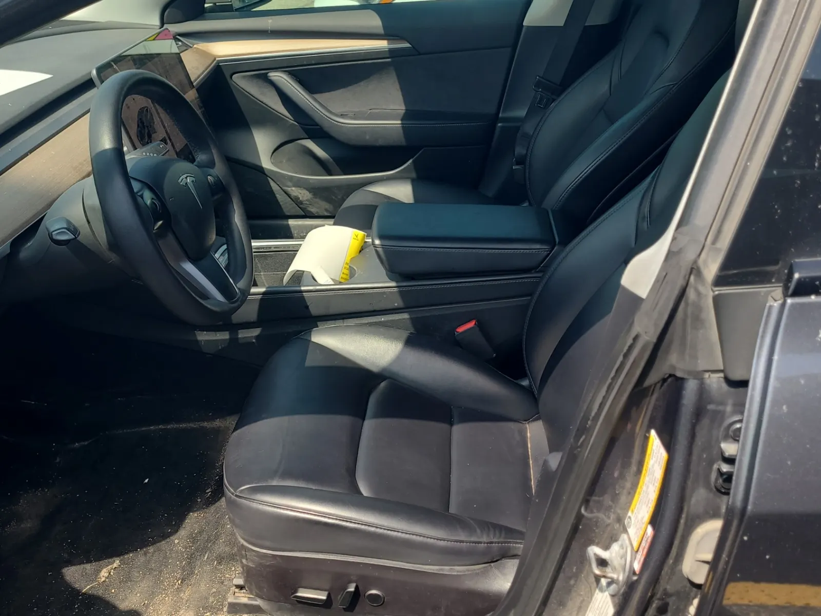 Front Interior Photo