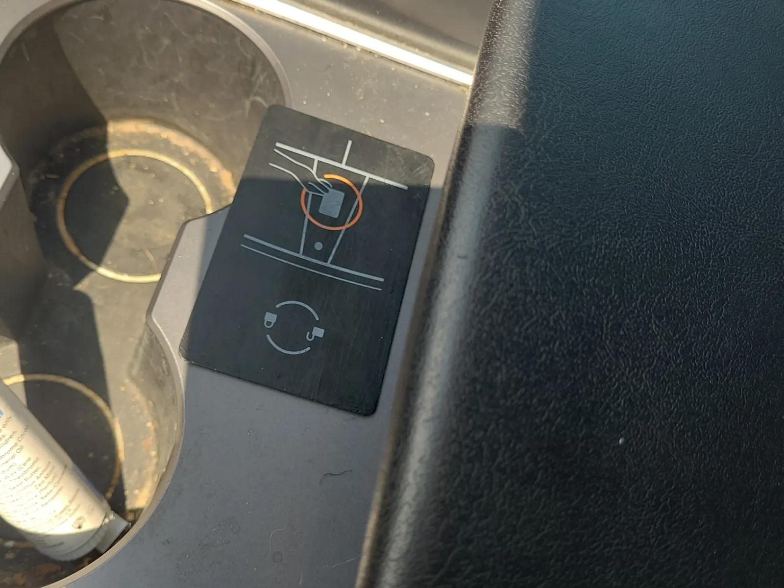 Keys/Fobs/Manual Photo