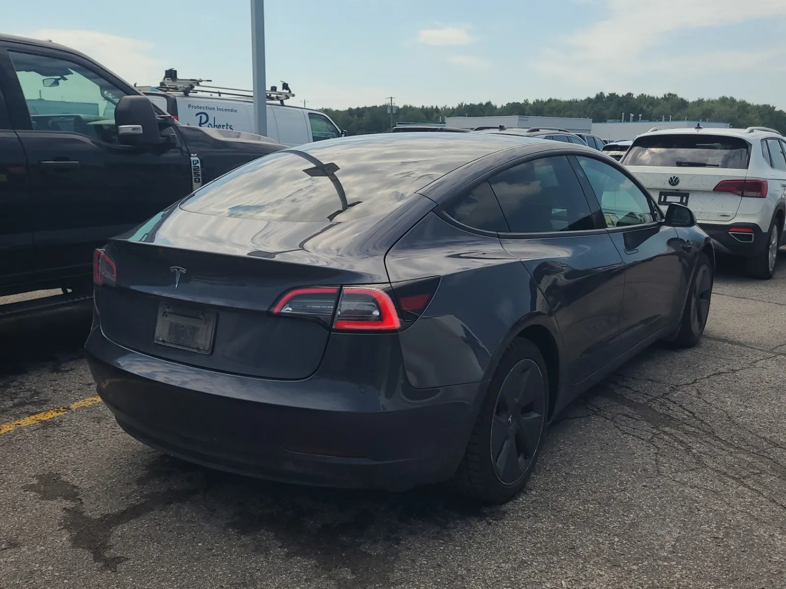 Passenger Rear 3/4 Photo