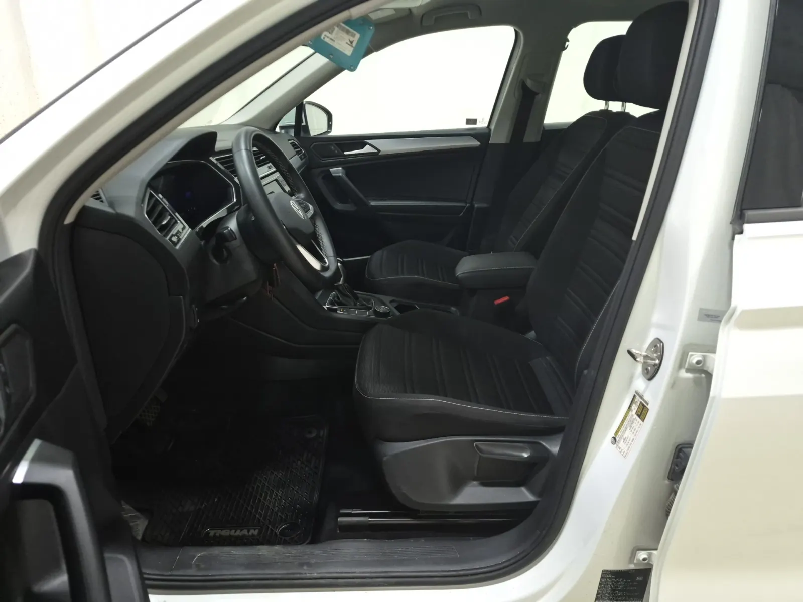Front Interior Photo