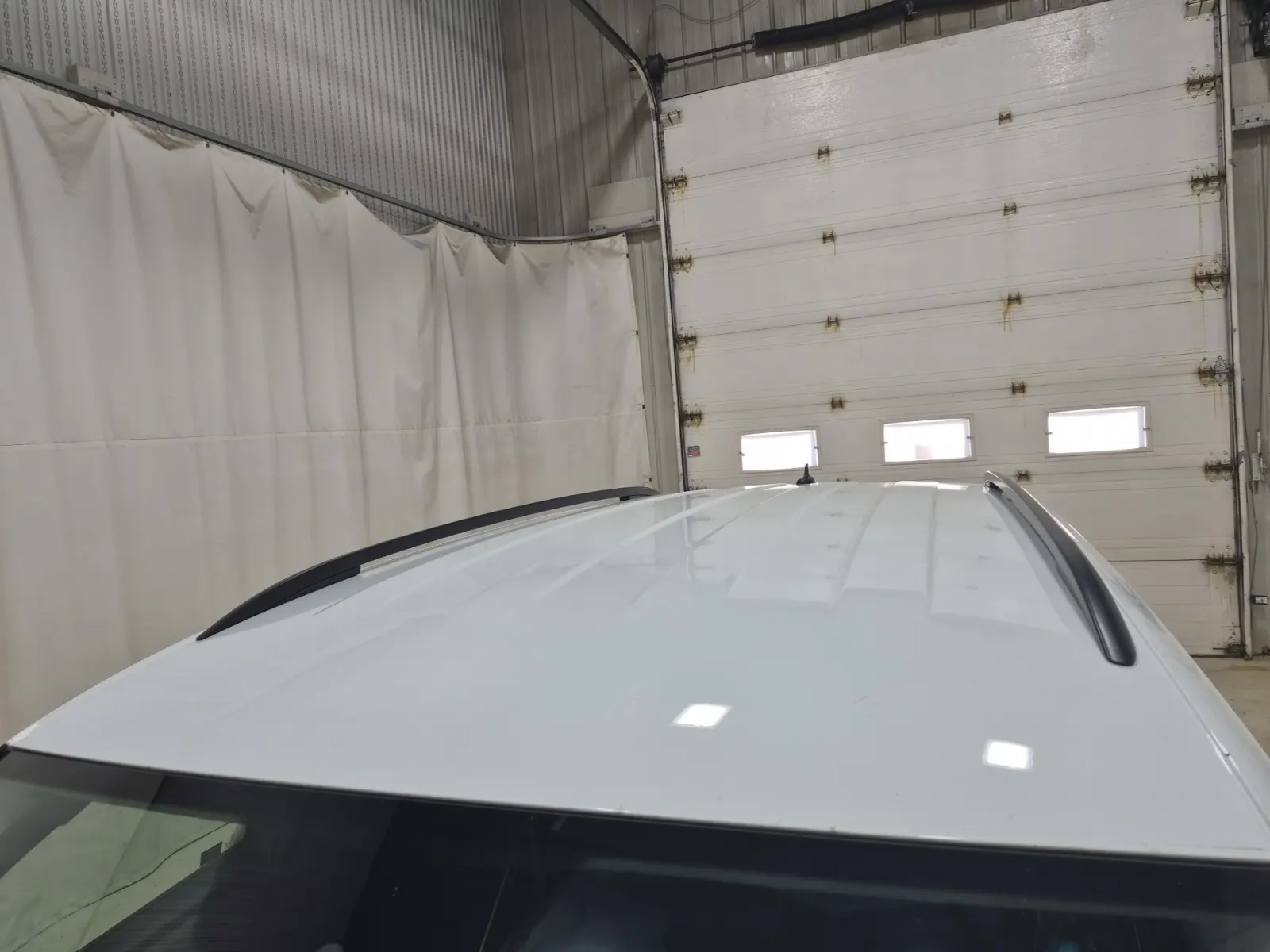 Exterior Roof Photo