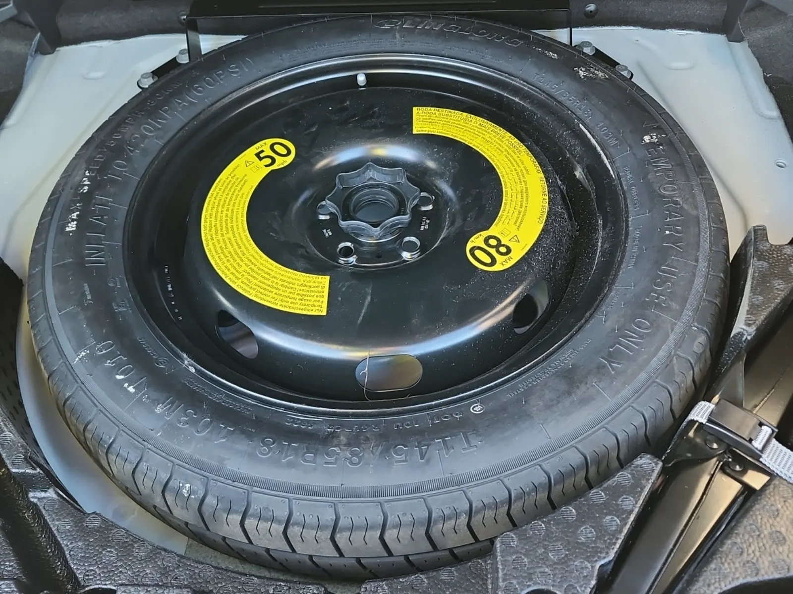 Spare Tire & Wheel Photo
