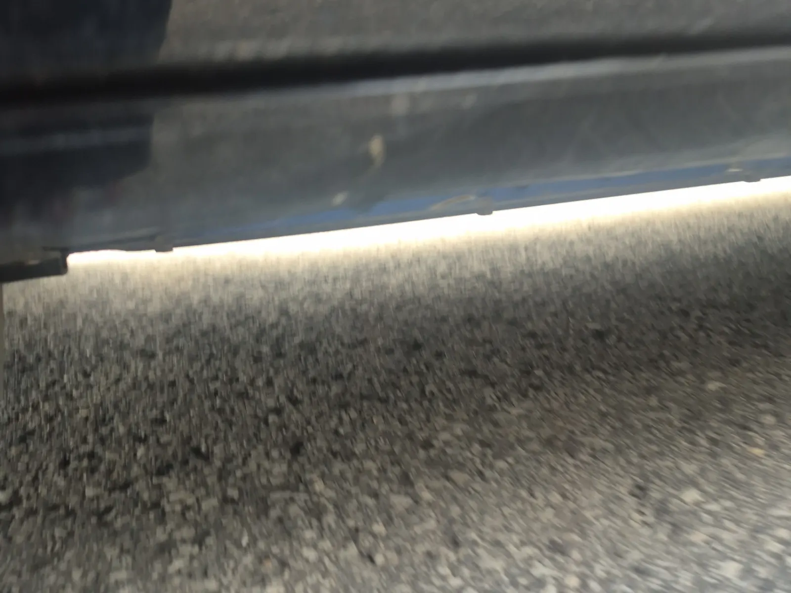 Undercarriage - Passenger Photo