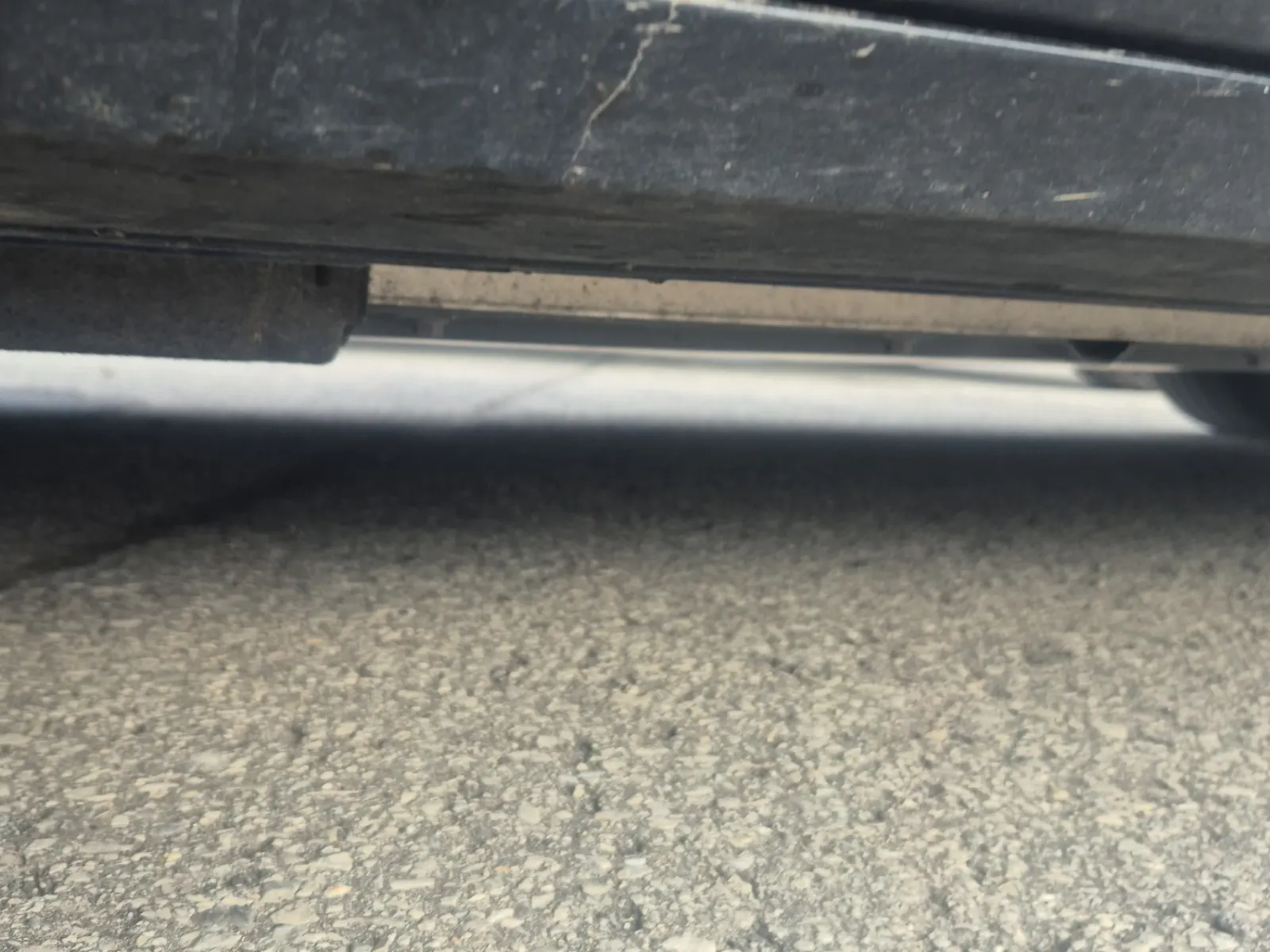 Undercarriage - Driver Photo