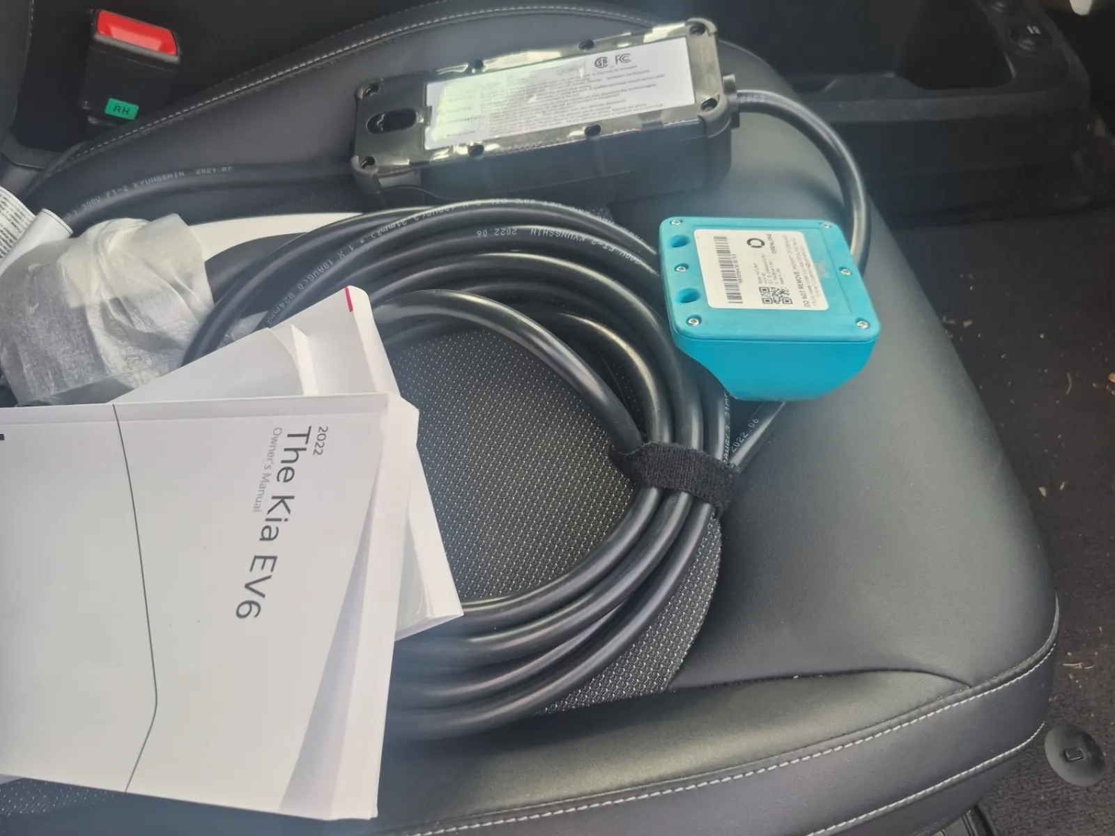 Charging Cable Photo