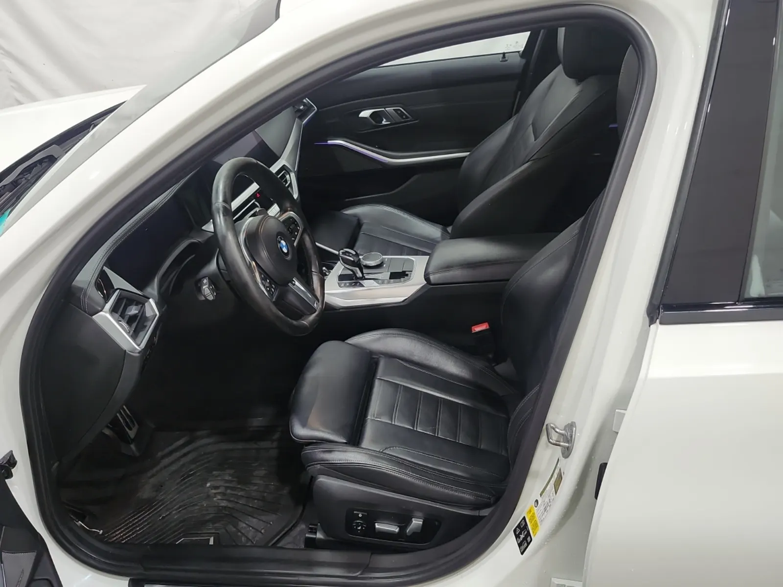 Front Interior Photo
