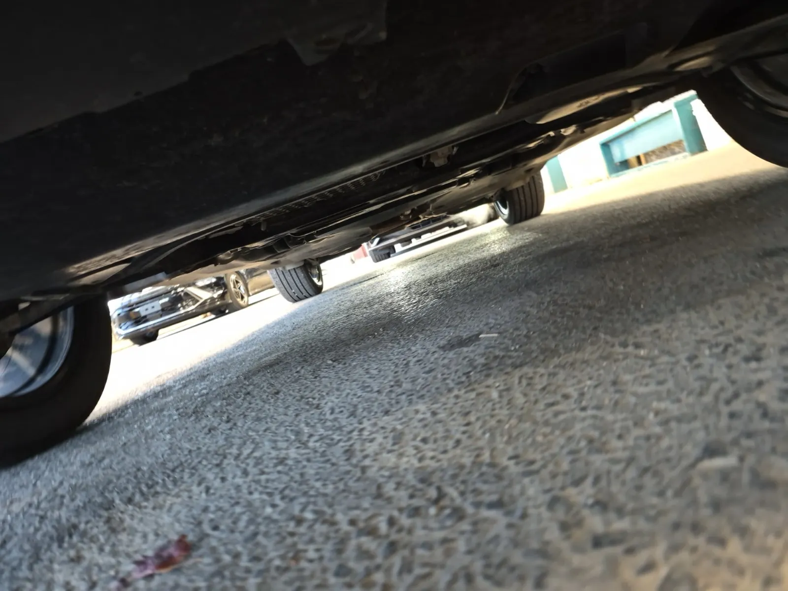 Undercarriage - Front Photo