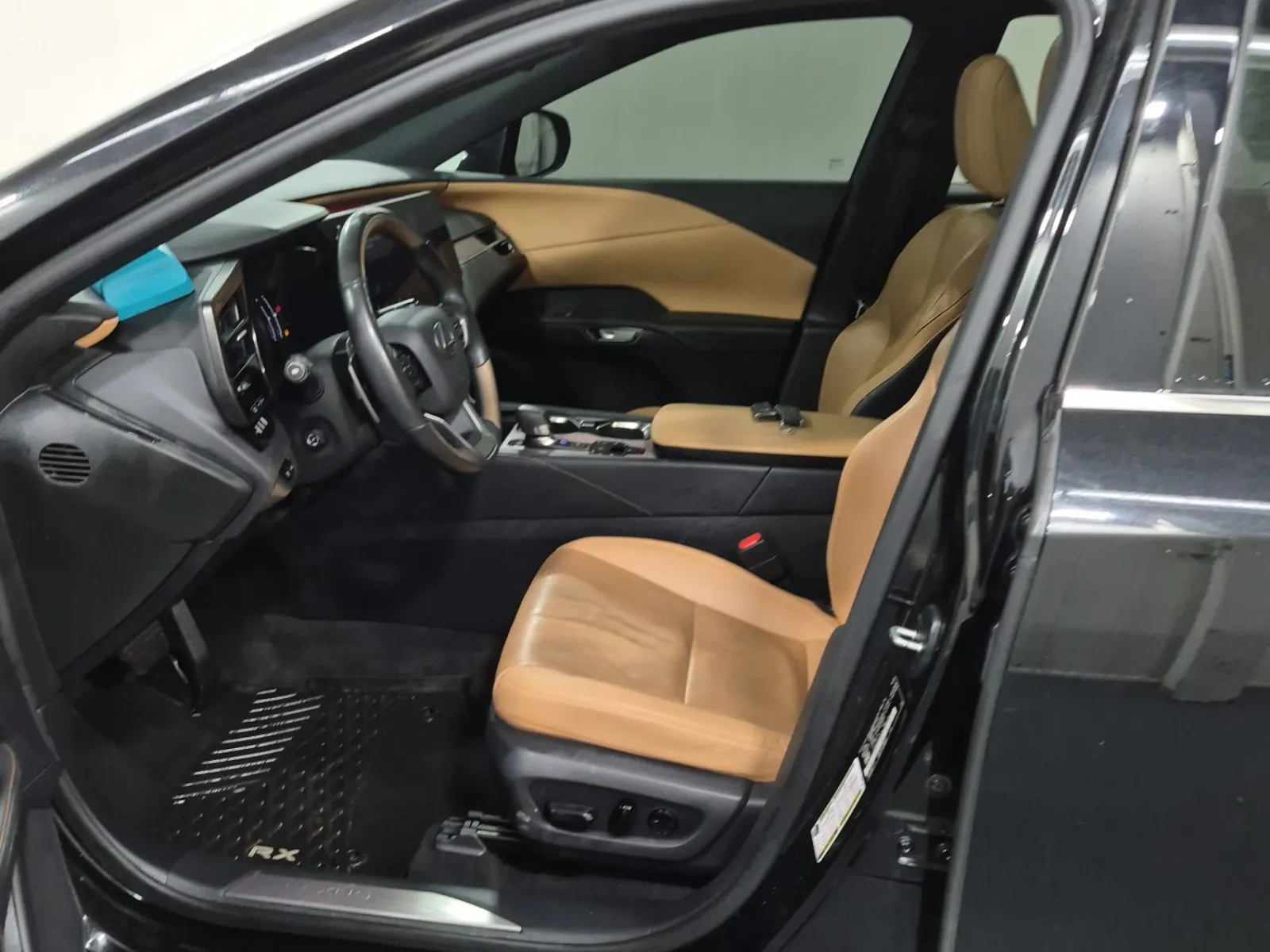 Front Interior Photo