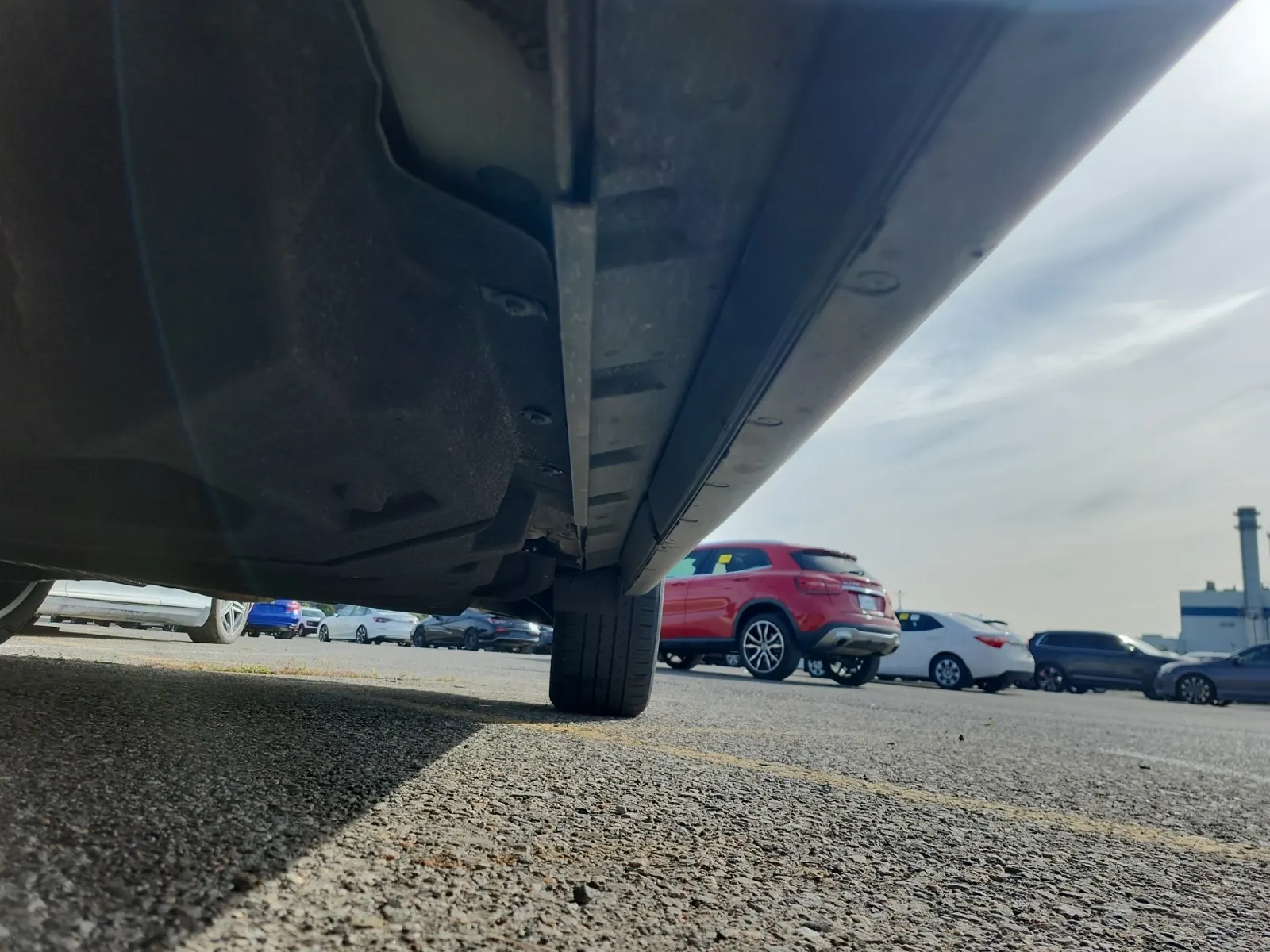 Undercarriage - Driver Photo