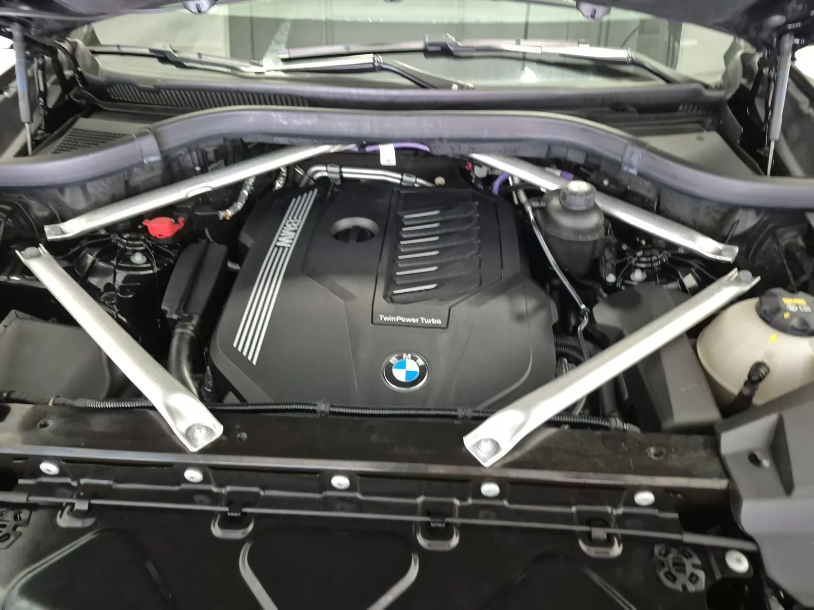 Engine Photo