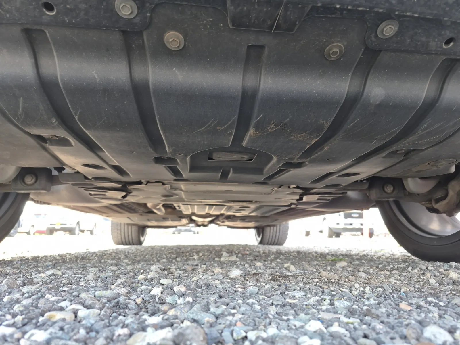 Undercarriage - Front Photo