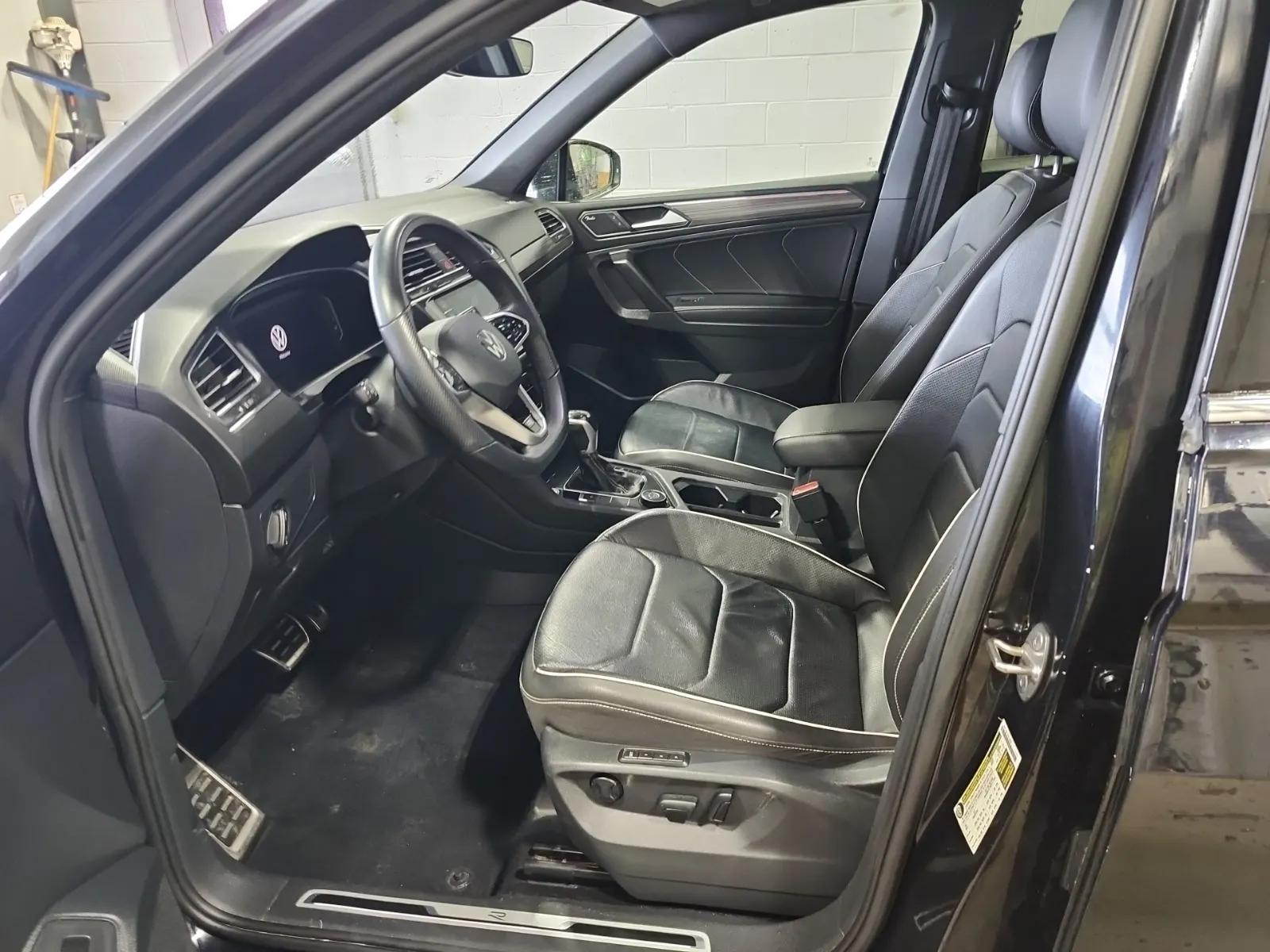 Front Interior Photo