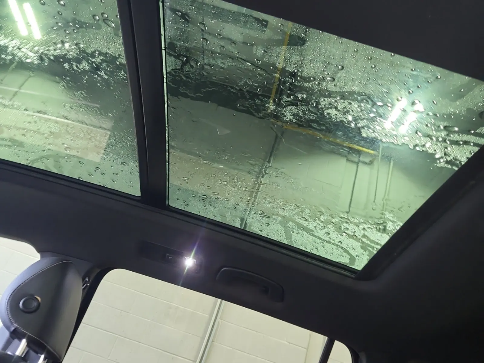 Interior Roof Photo