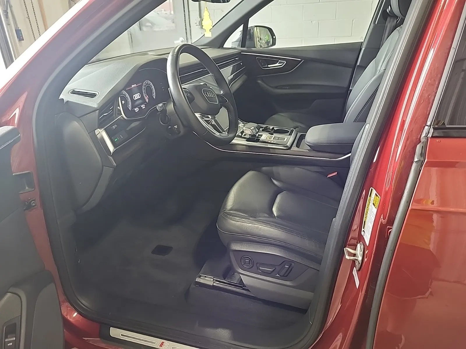 Front Interior Photo