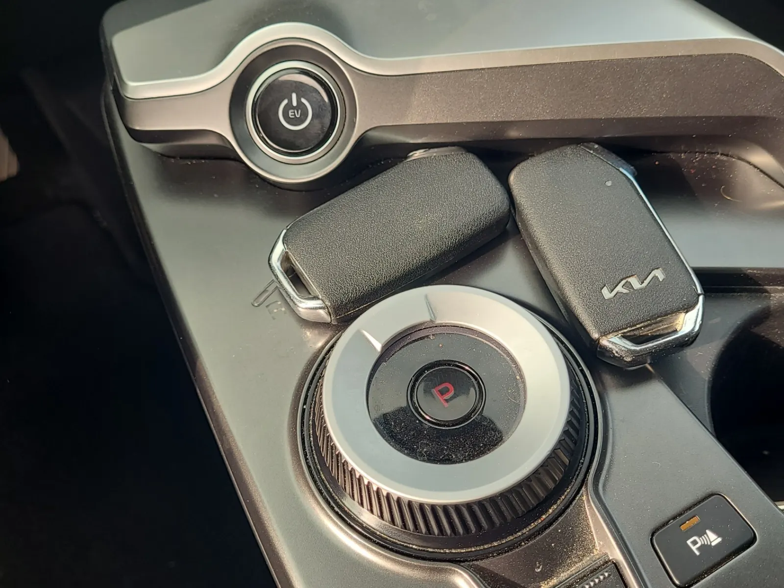 Keys/Fobs/Manual Photo
