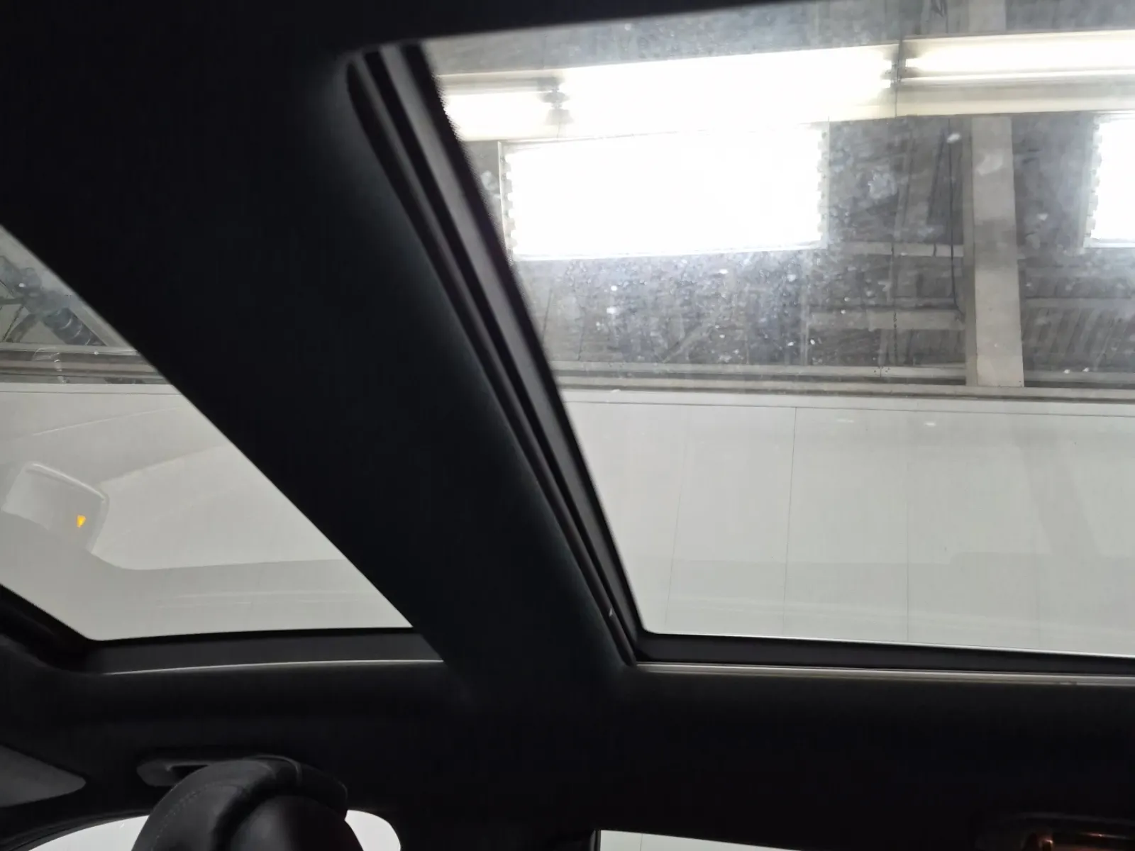 Interior Roof Photo